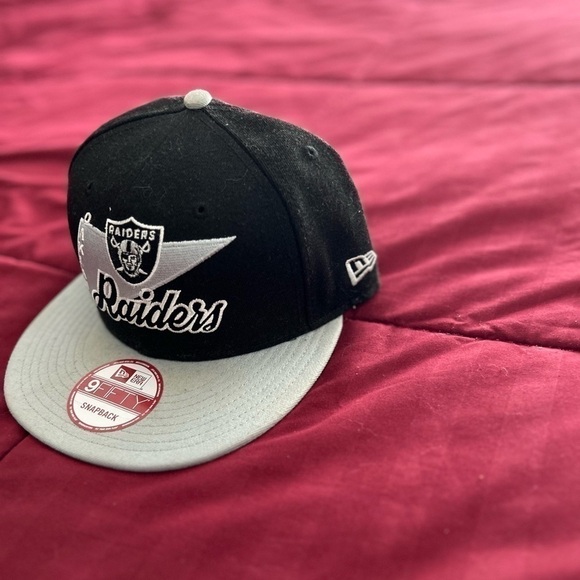 Oakland Raiders Hat - Picture 5 of 5